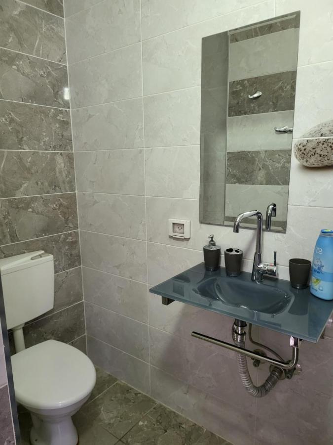 Guest House Ashdod-Beach Bagian luar foto