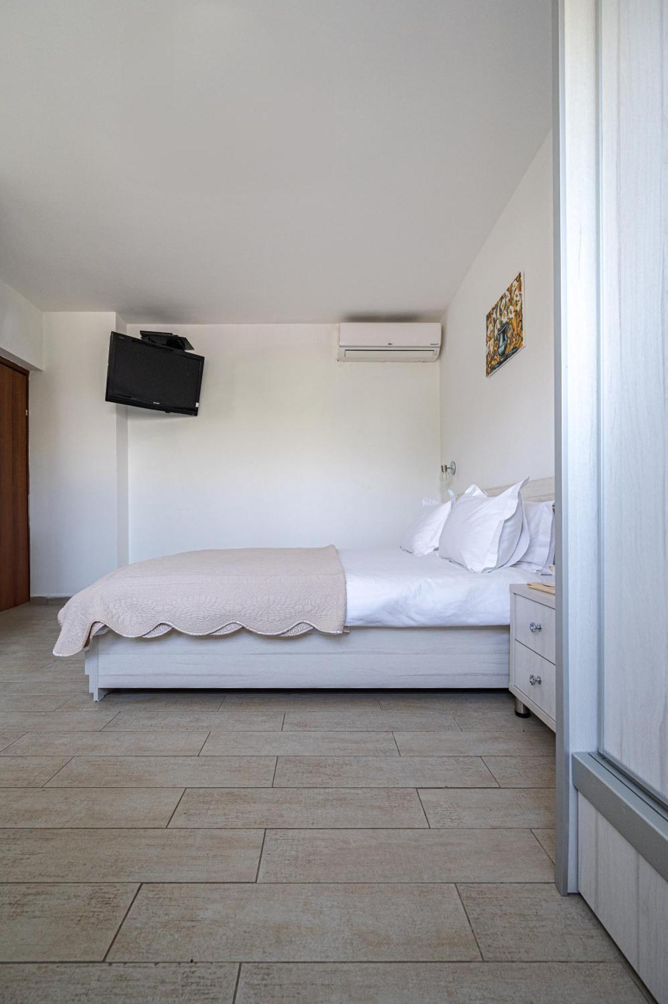 Guest House Ashdod-Beach Bagian luar foto