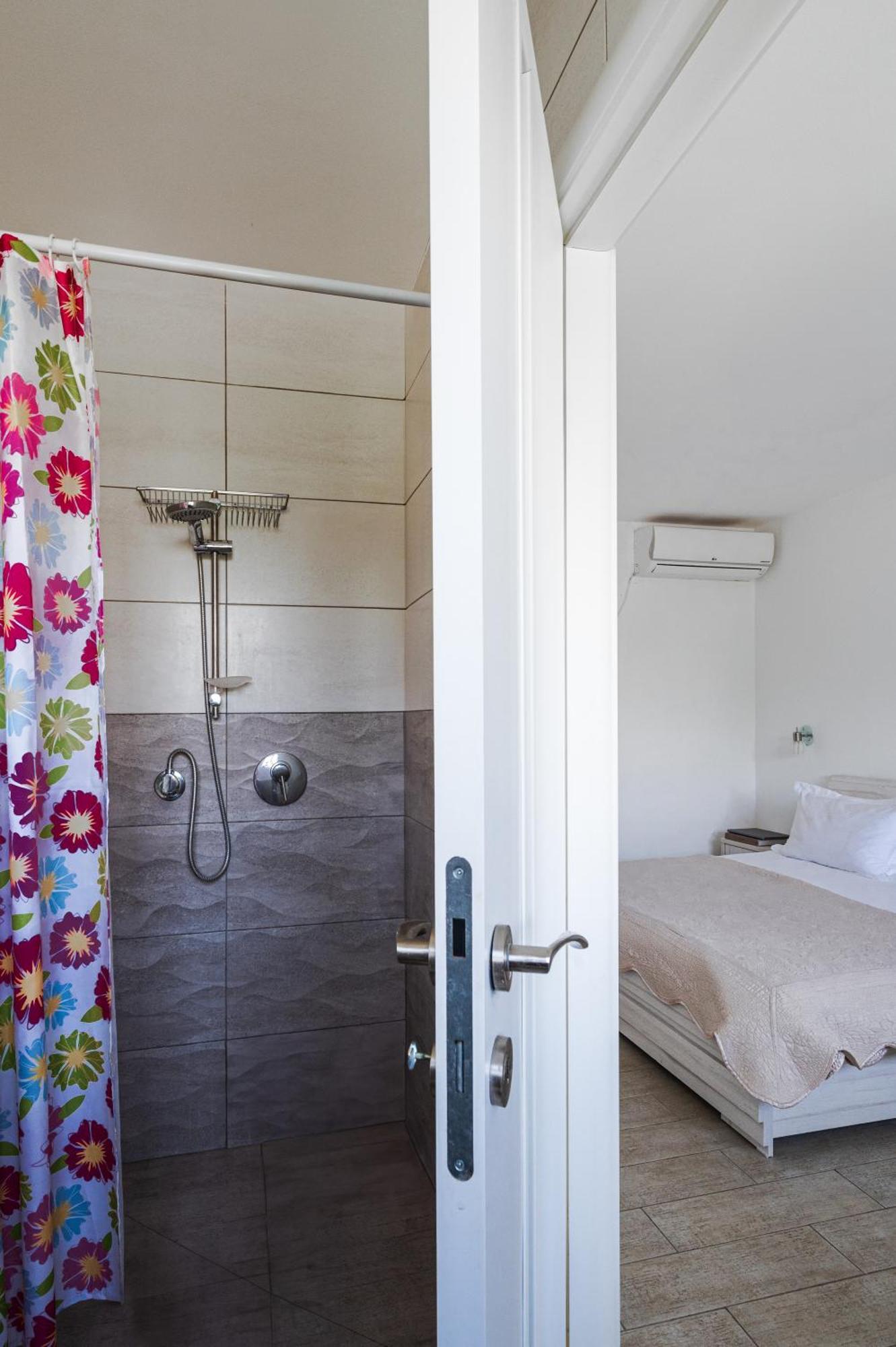Guest House Ashdod-Beach Bagian luar foto