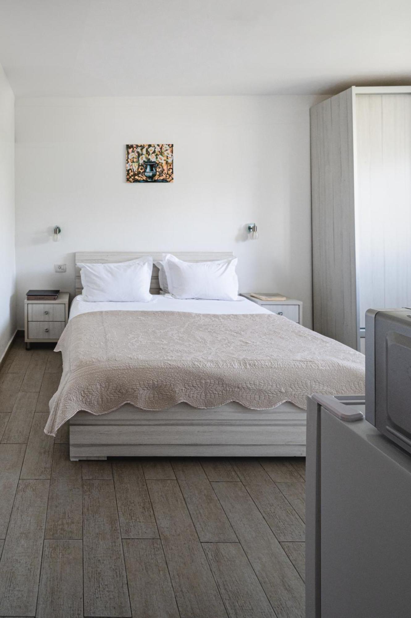 Guest House Ashdod-Beach Bagian luar foto