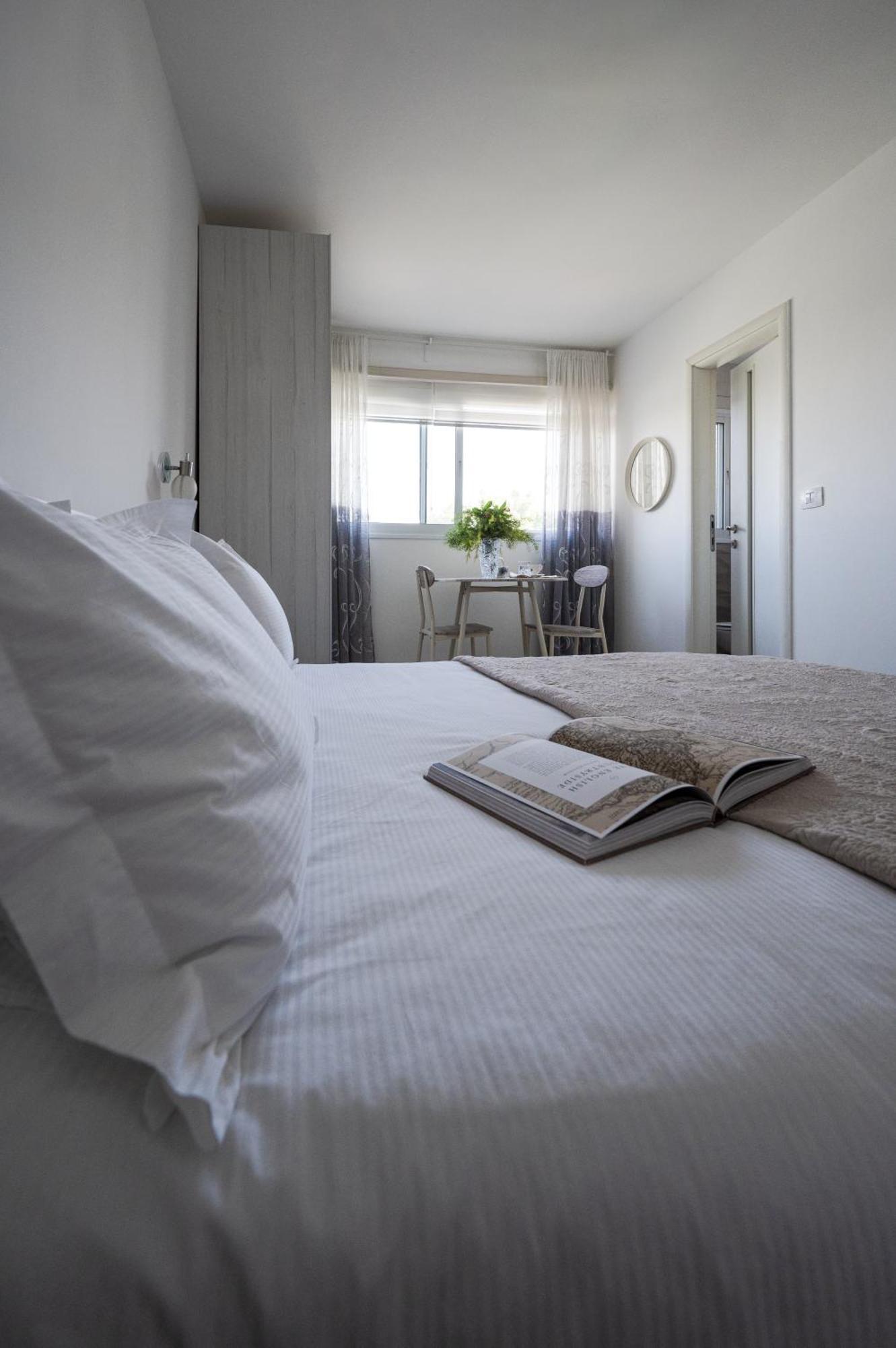 Guest House Ashdod-Beach Bagian luar foto