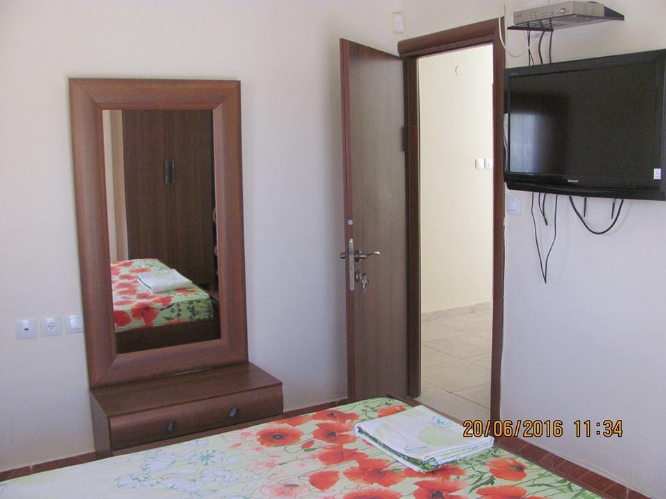 Guest House Ashdod-Beach Bagian luar foto